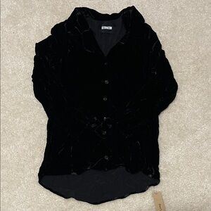 NWT Reformation black velvet button down top size XS
